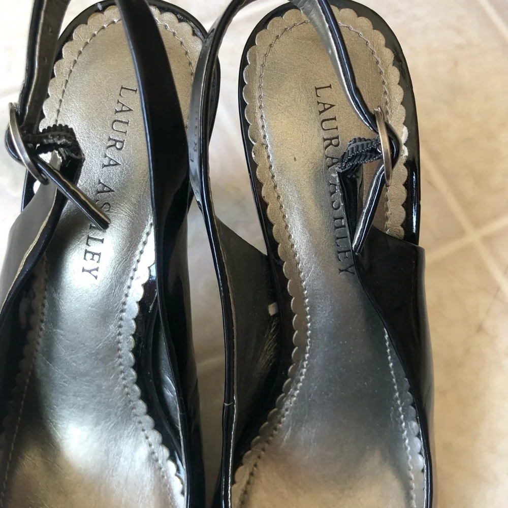 Laura Ashley 5” heel
